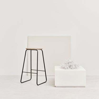 Mater Earth Stool