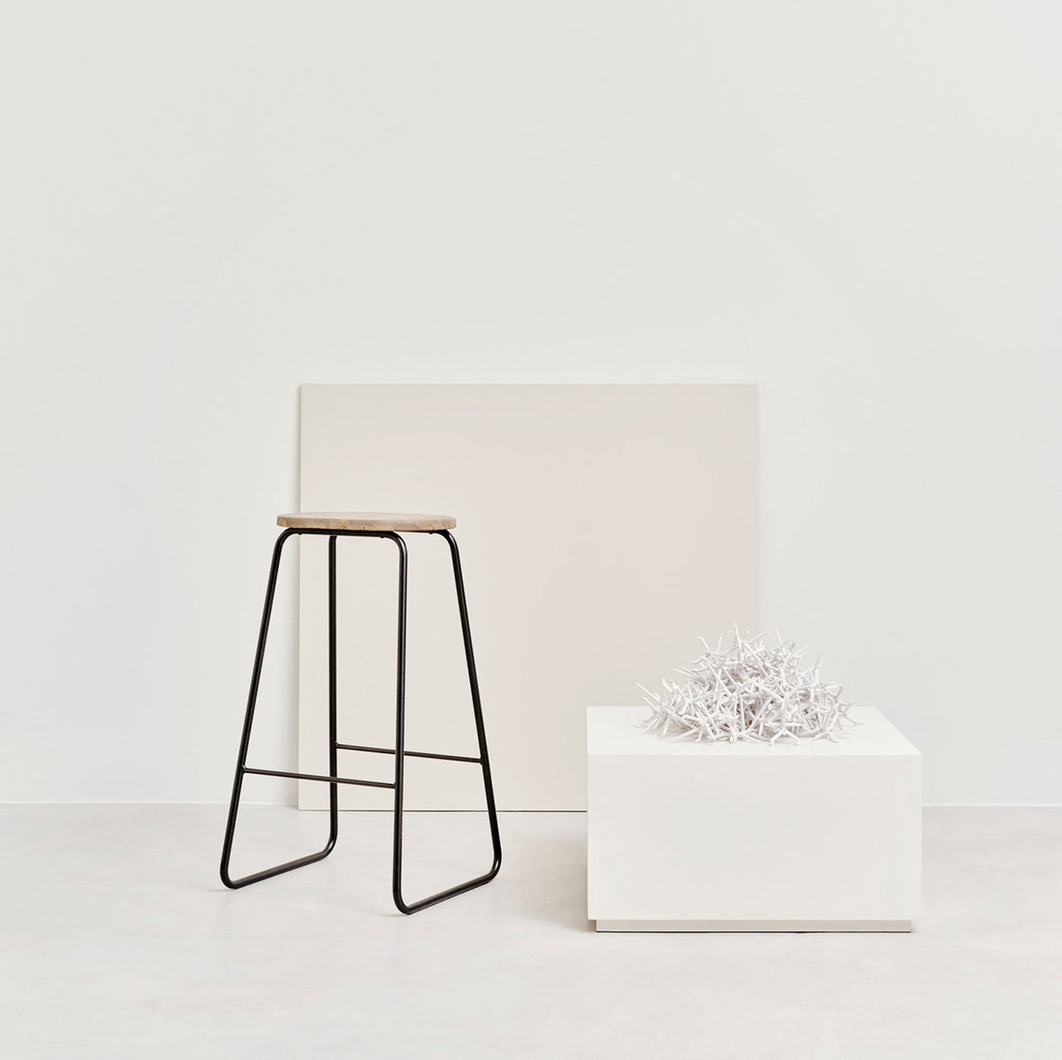 Mater Earth Stool