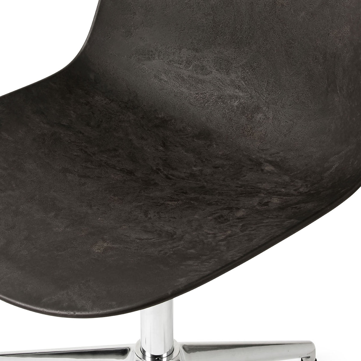 Mater Eternity Swivel Chair