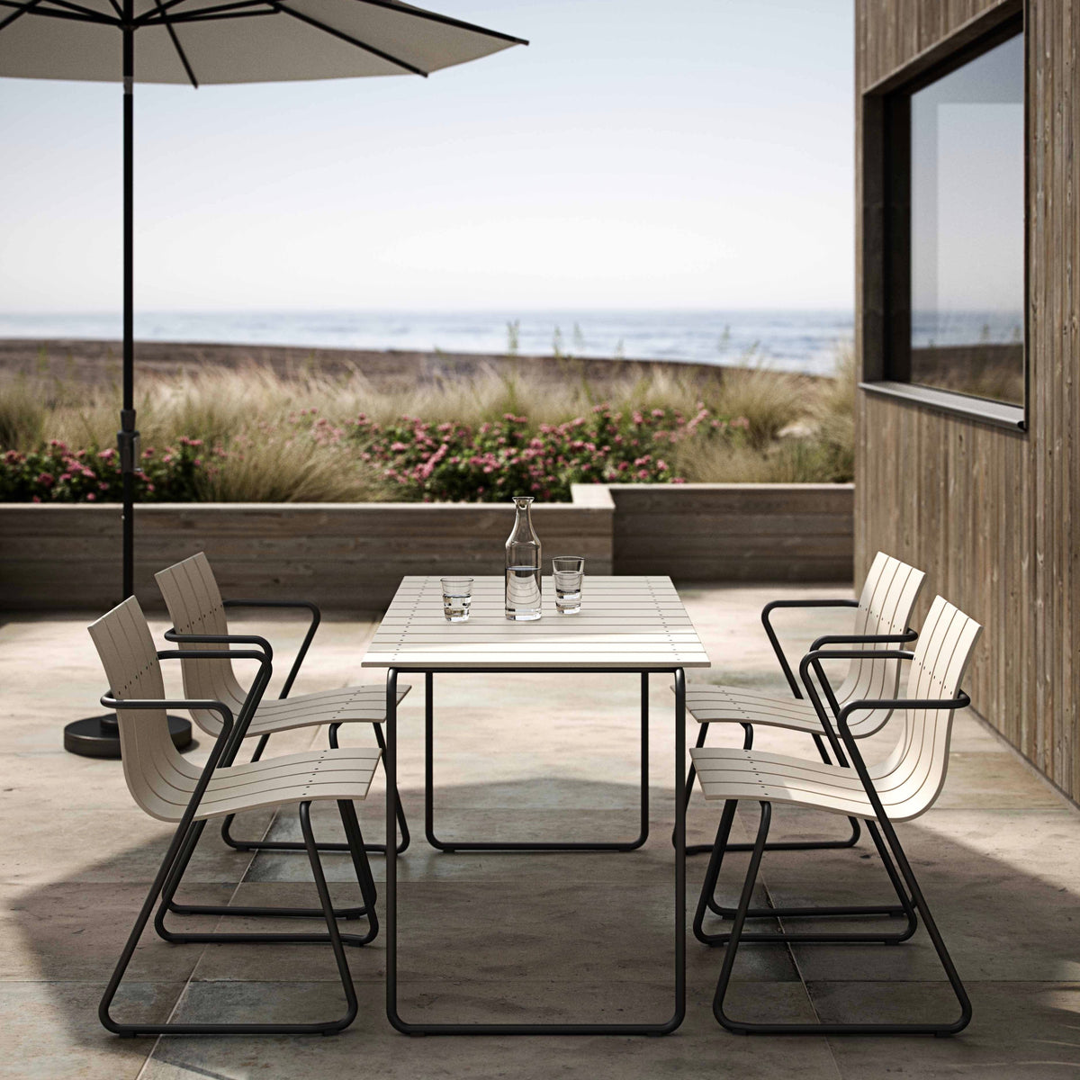 Mater Ocean Table for 4