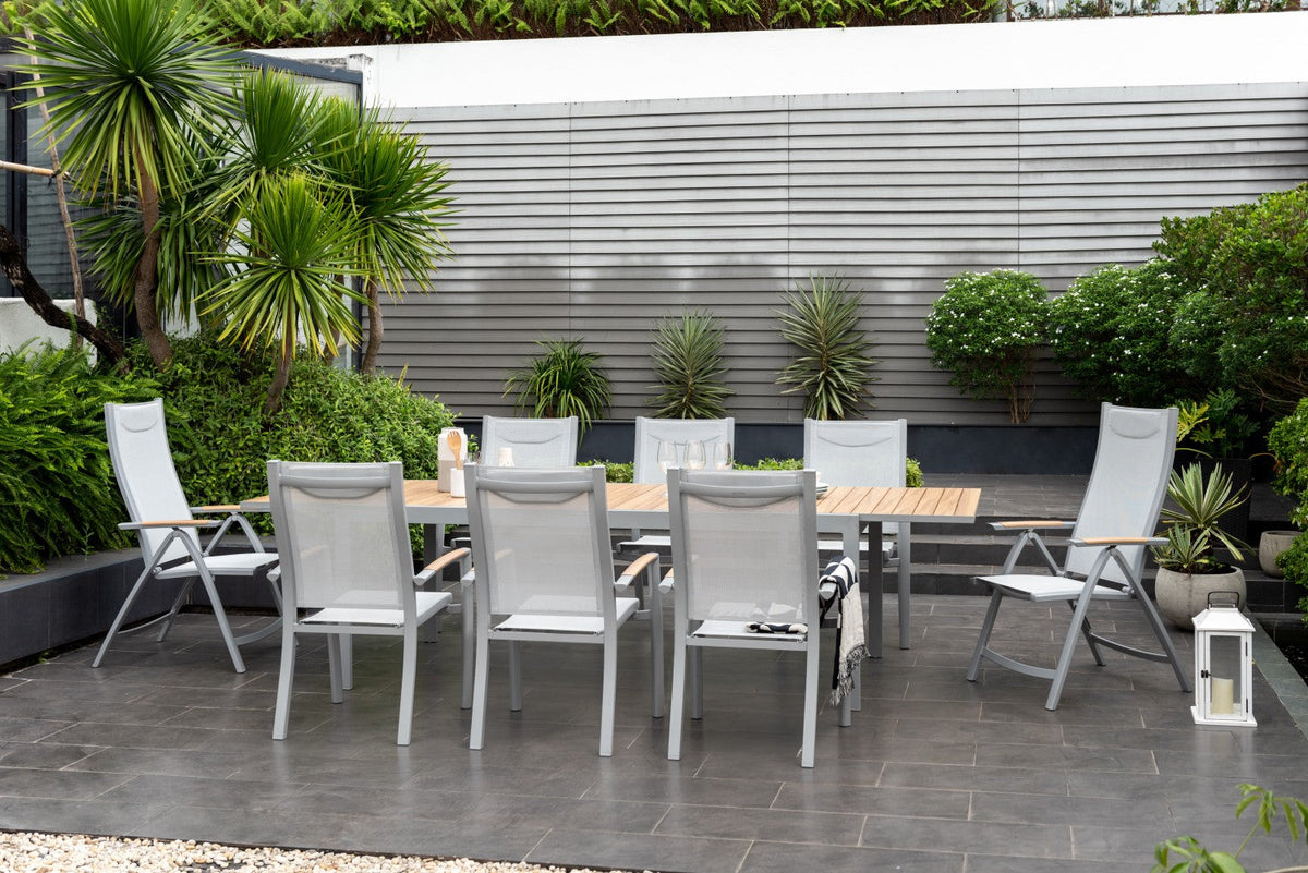 LifestyleGarden Panama Light Aluminum Extendable Outdoor Dining Table
