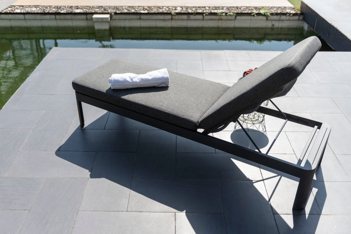 LifestyleGarden Portals Dark Outdoor Sun Lounger with Weather Net