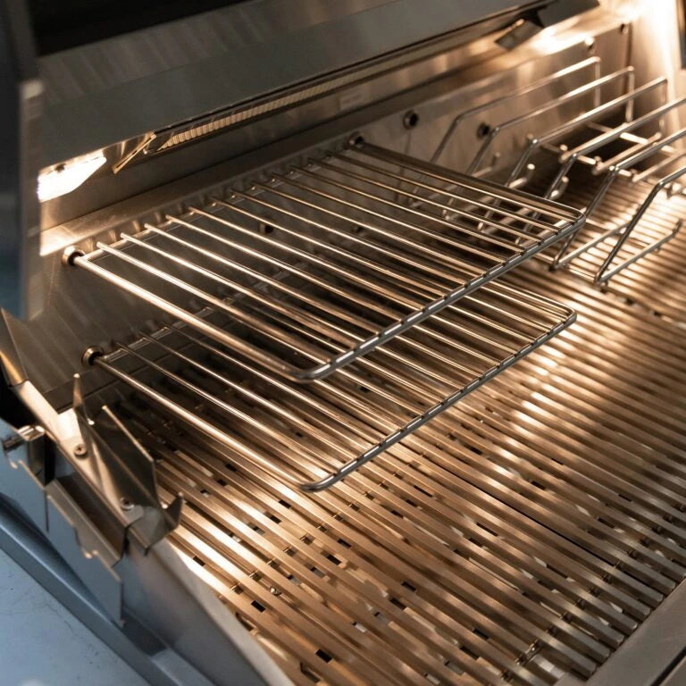 Summerset Quest 42-Inch Built-In Natural Gas Grill - QST42-NG Lights