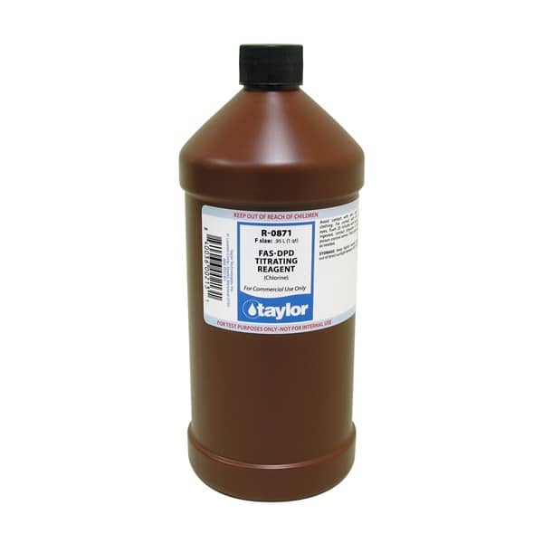 One 32 oz bottle of Taylor FAS-DPD Titrating Reagent for Chlorine, label facing forward
