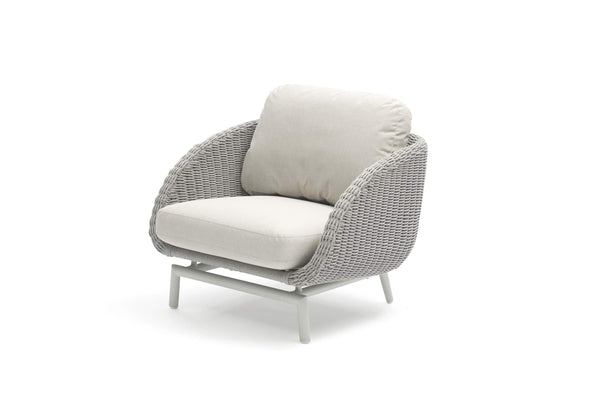 COUTURE Jardin Scoop Occasional Chair in Light Grey Aluminum / Silver Rope