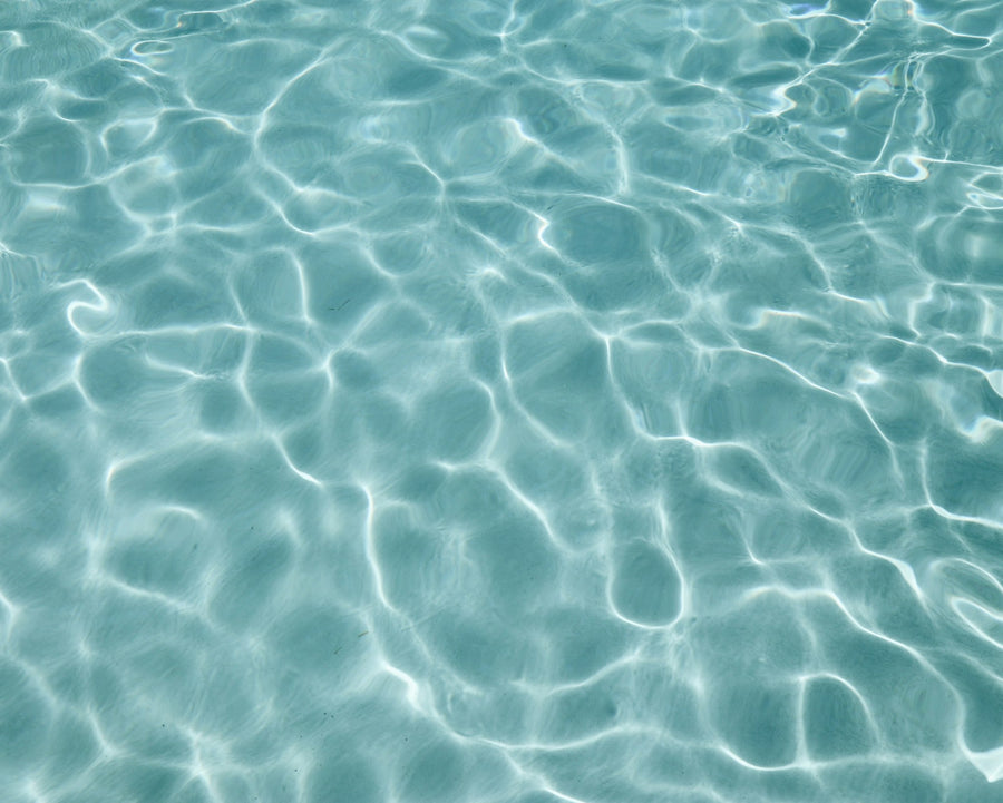 Clear pool water