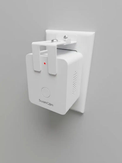 SwamCam Outlet Anti-Unplug Safety Guard, model SCW14004, view 2