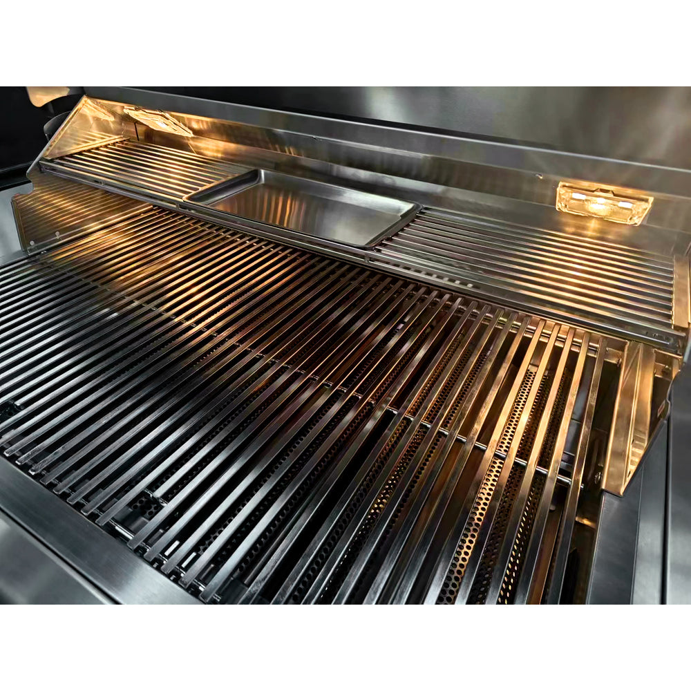 True Flame grill cooking grates, warming rack and removable cooking tray