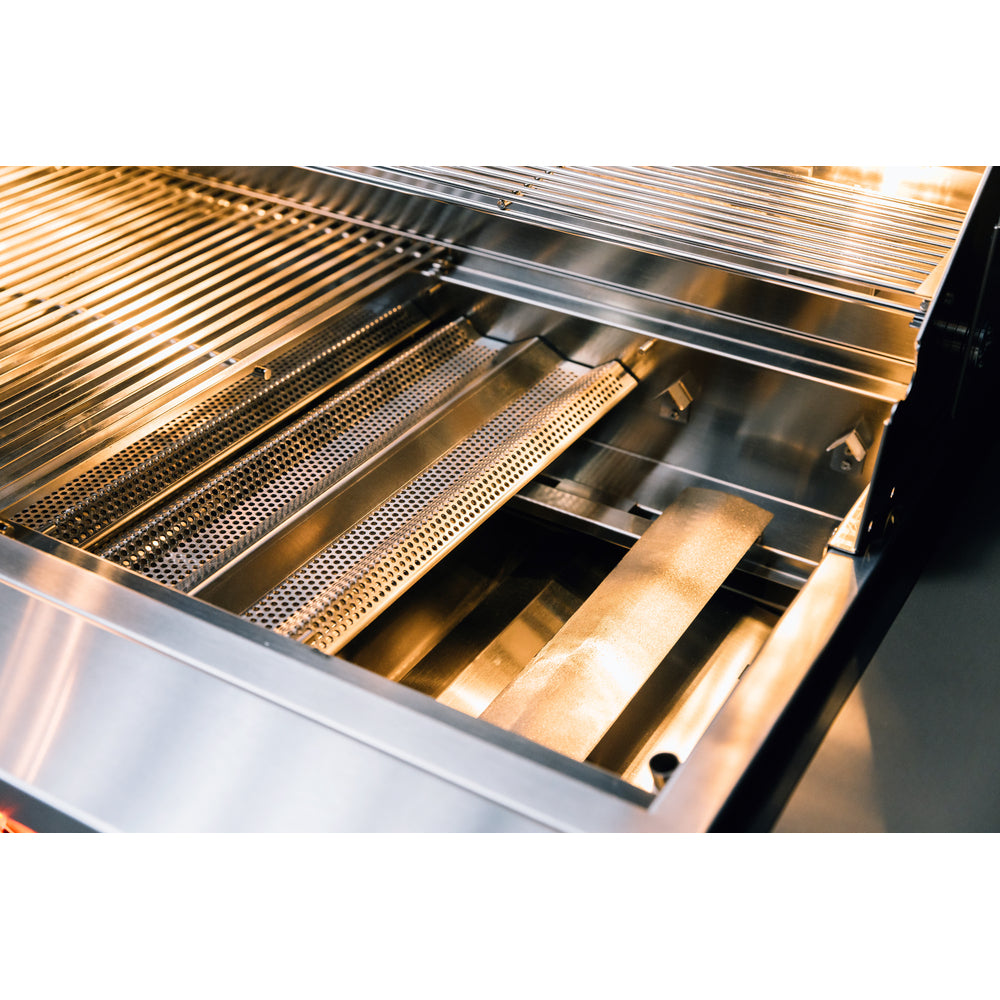 True Flame grill burners and stainless steel flame tamers