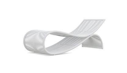 Wave Chaise Lounge in White Mist