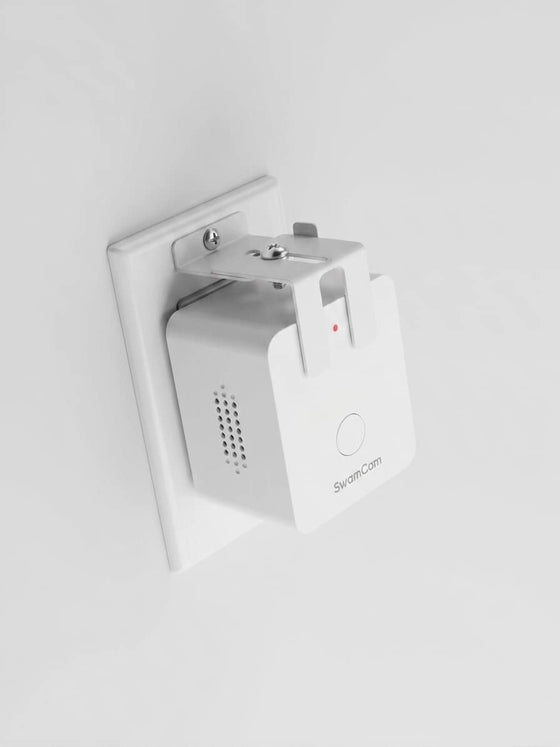 SwamCam Outlet Anti-Unplug Safety Guard, model SCW14004